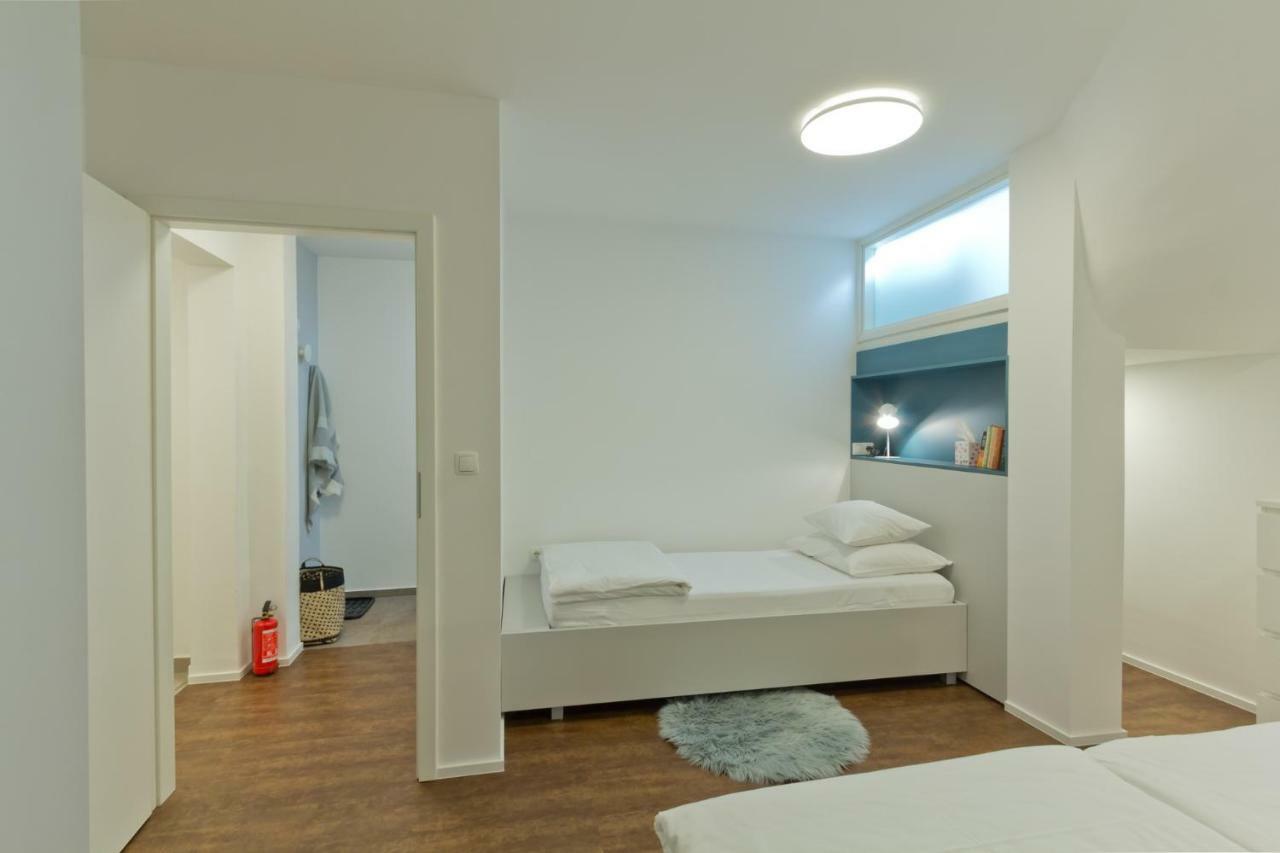 Centre Apartment *